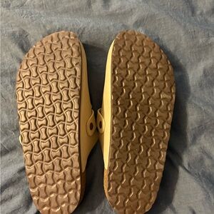 Women’s slides/clogs